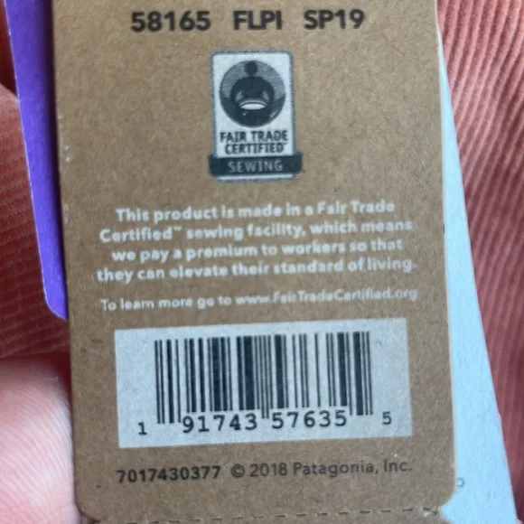 Patagonia, size 10, salmon pink corduroy shorts. - Picture 6 of 8